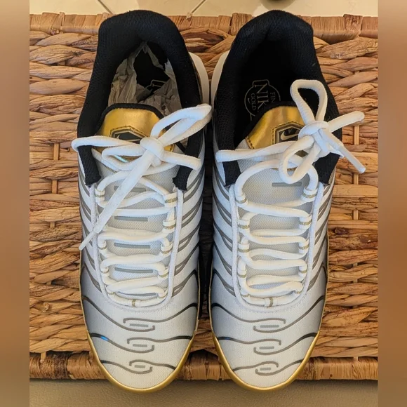 NIKE Air Max Plus TN White Metallic Gold Black HMO352-100 Sneaker Size M 6.5/W 8